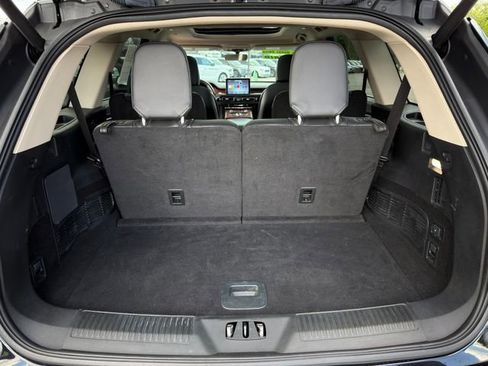 Used 2023 Lincoln Aviator Grand Touring AWD/4WD image 43
