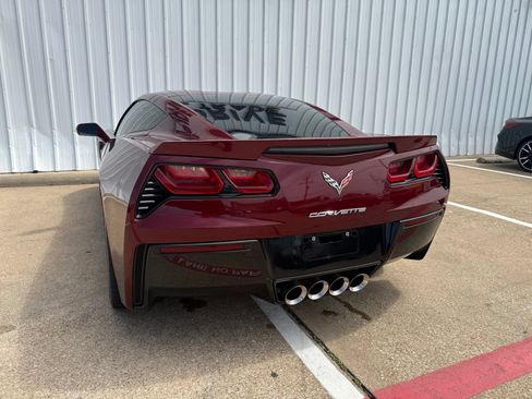 Used 2017 Chevrolet Corvette Stingray Coupe RWD image 7