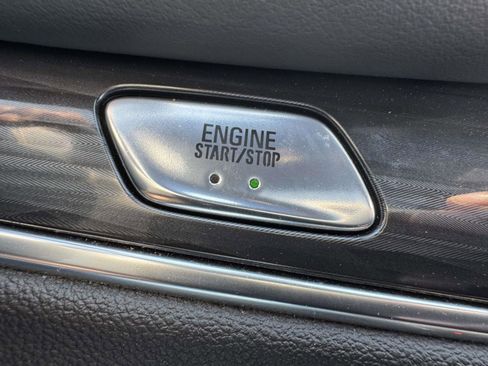 Used 2023 Buick Enclave Essence w/ Experience Buick Package AWD/4WD image 29