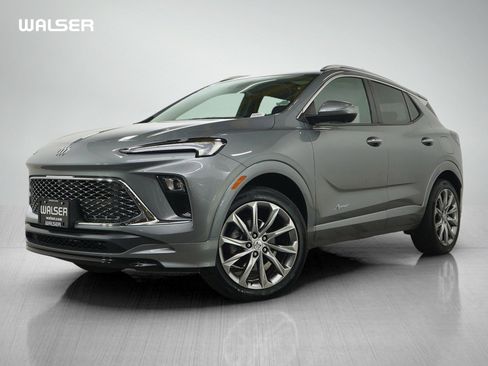 Used 2025 Buick Encore GX Avenir w/ Avenir Technology Package AWD/4WD image 1