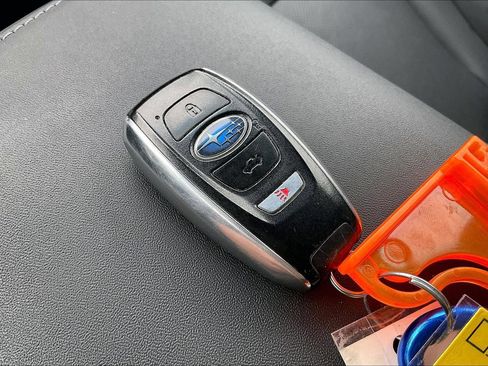 Used 2020 Subaru Outback Limited image 12