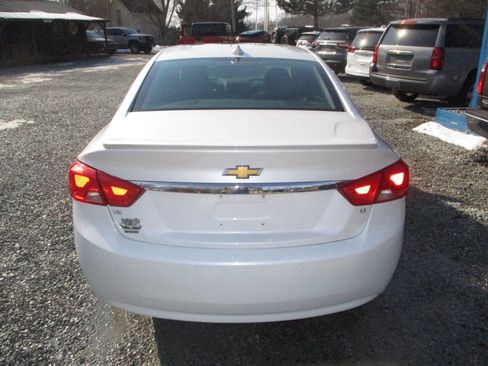 Used 2017 Chevrolet Impala LT w/ Leather Package image 4