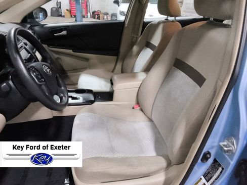 Used 2012 Toyota Camry LE FWD image 27