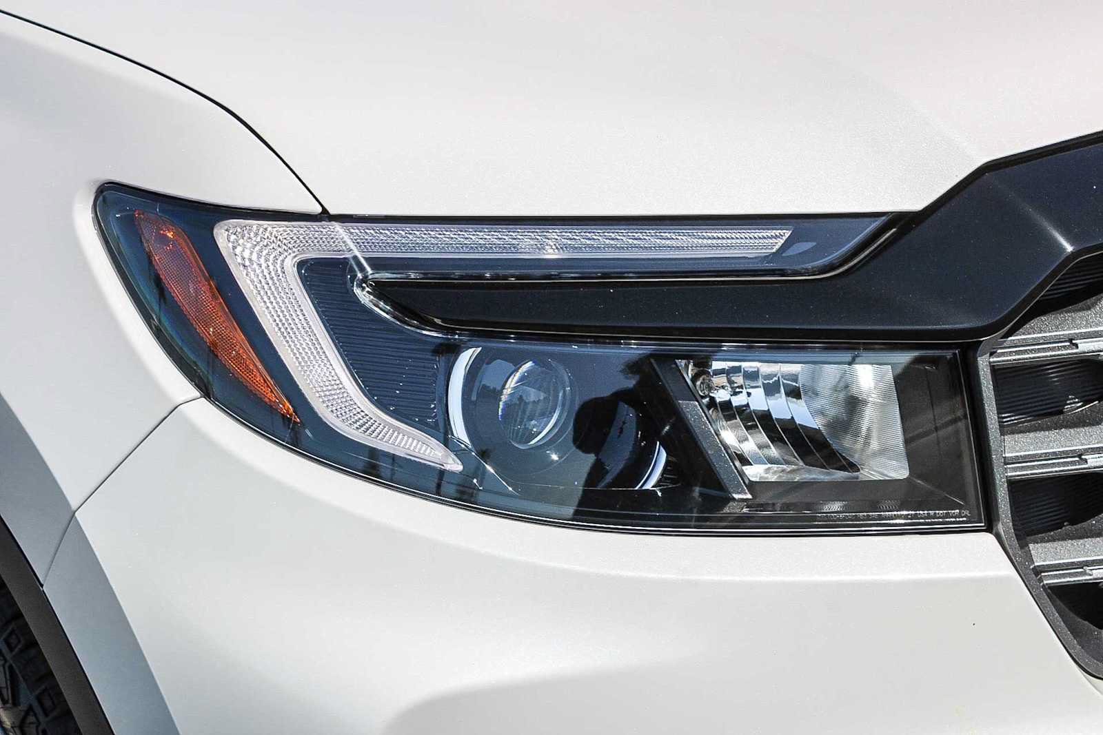 Certified 2025 Honda Passport TrailSport image 7