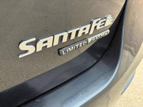 Used 2011 Hyundai Santa Fe Limited w/ Navigation Pkg 4 image 8