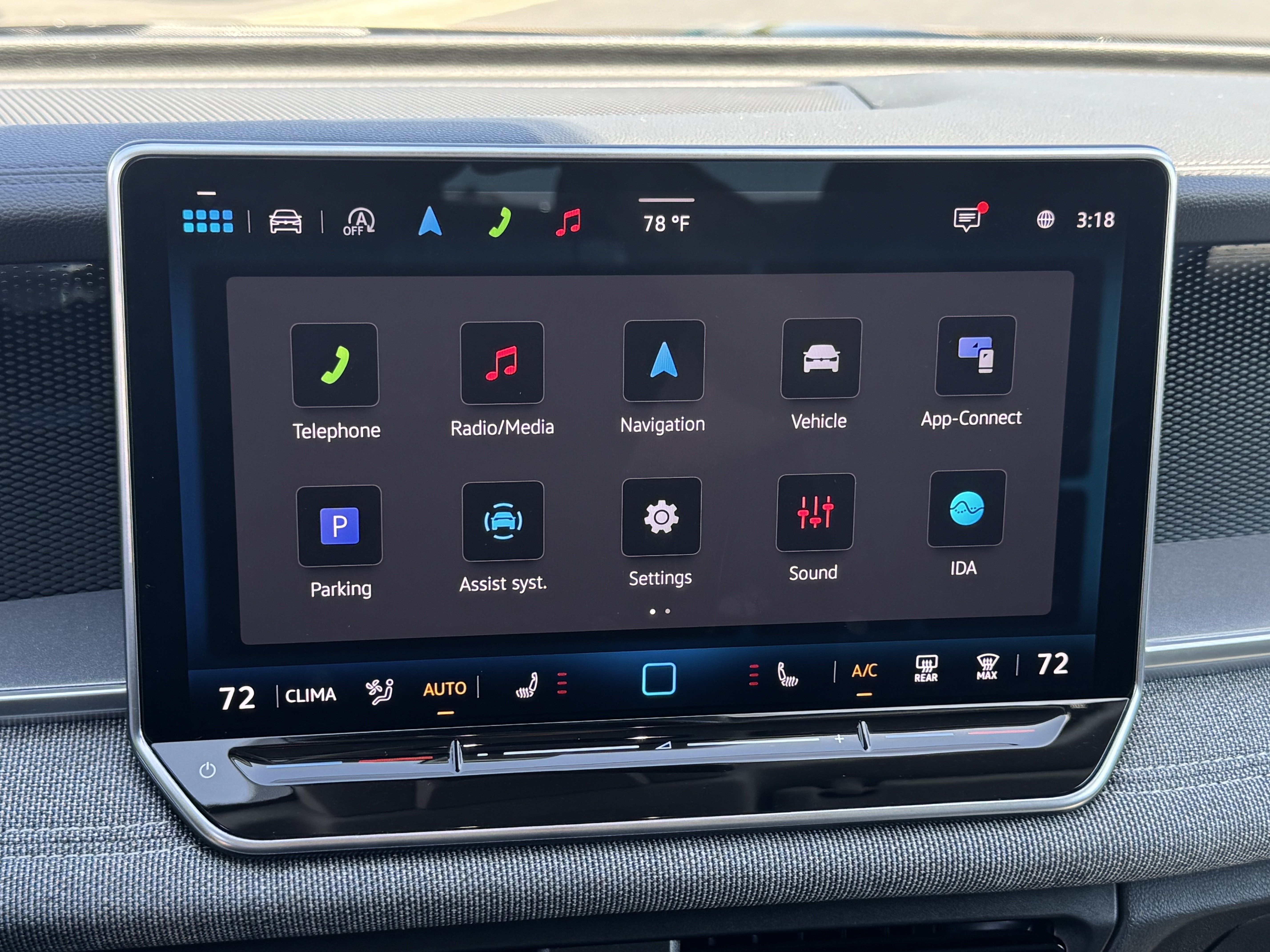 Certified 2025 Volkswagen Tiguan S FWD image 23
