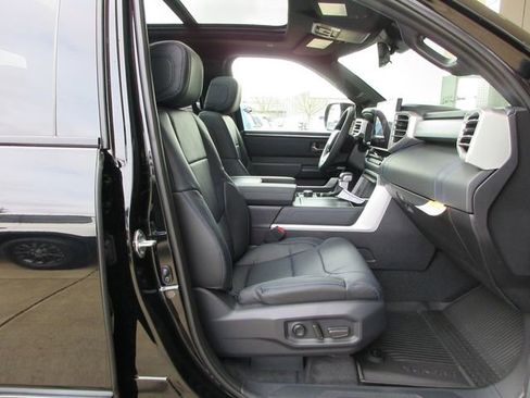 New 2025 Toyota Tundra Platinum AWD/4WD image 28