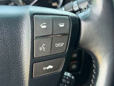 Used 2015 Lexus LX 570 4WD image 23