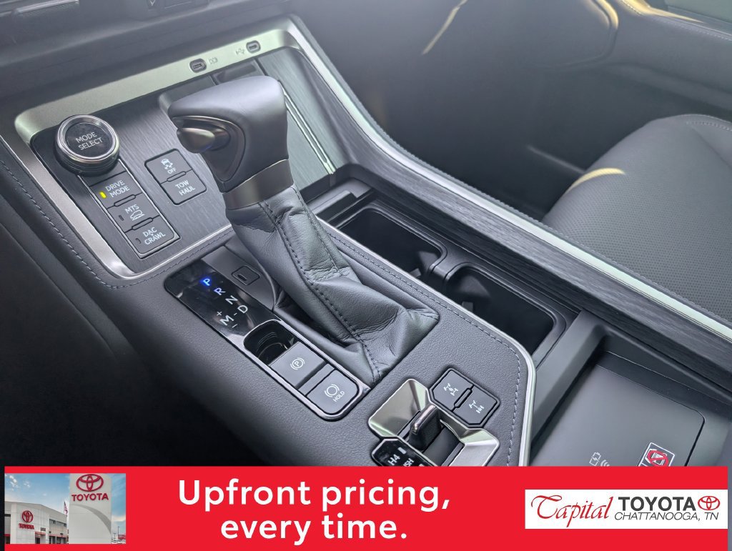 Used 2026 Lexus GX 550 w/ Accessory Package (CT) AWD/4WD image 24