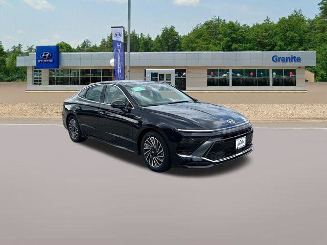 New 2026 Hyundai Sonata Limited FWD image 4