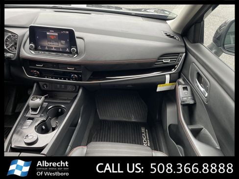 Used 2025 Nissan Rogue SV w/ Rock Creek Premium Package image 23