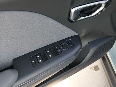 New 2025 Kia K4 EX image 11