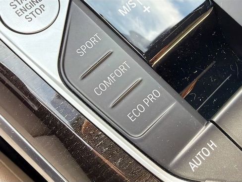 Used 2021 BMW 330i Sedan w/ Premium Package image 29