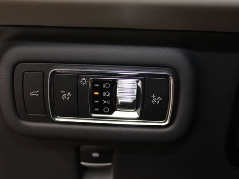 Used 2024 Lincoln Nautilus Reserve image 42