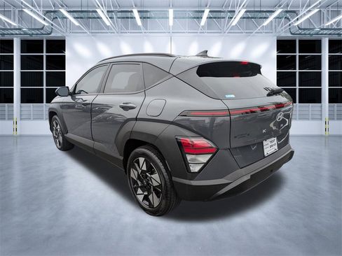 Certified 2024 Hyundai Kona SEL w/ Convenience Package image 6