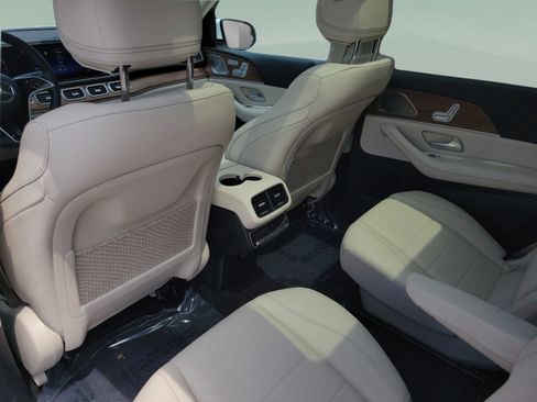 Certified 2026 Mercedes-Benz GLS 450 4MATIC image 15
