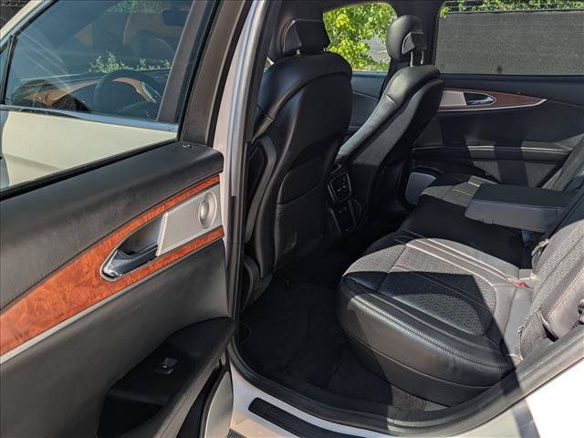 Used 2019 Lincoln Nautilus Black Label AWD/4WD image 27