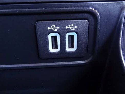 Used 2021 Ford EcoSport SE image 30