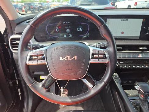 Used 2025 Kia Telluride S AWD/4WD image 8