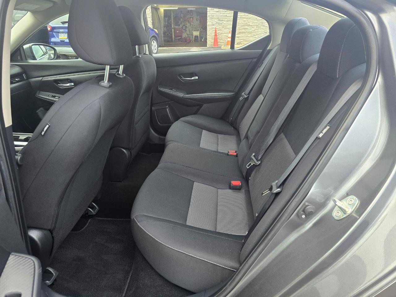 Used 2022 Nissan Sentra SV FWD image 13