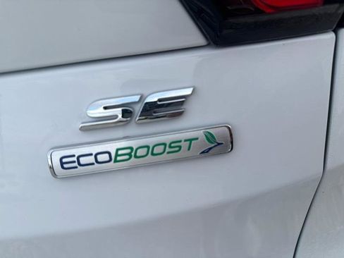 Used 2017 Ford Escape SE image 20