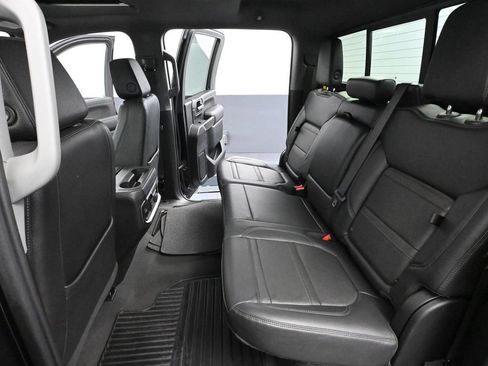 Used 2023 GMC Sierra 2500 Denali w/ Denali Ultimate Package AWD/4WD image 45