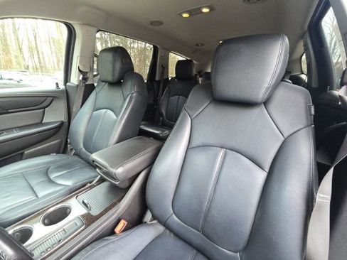 Used 2016 Chevrolet Traverse LT image 26