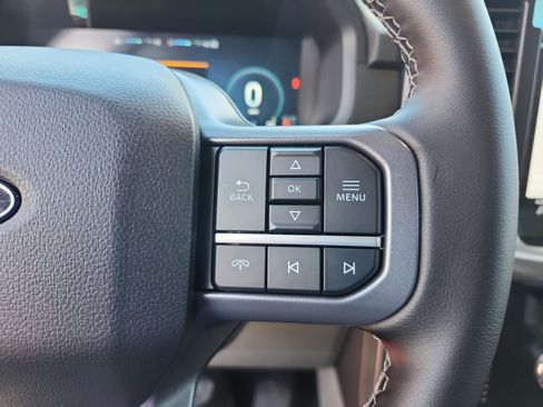 New 2025 Ford F150 Lightning XLT image 31