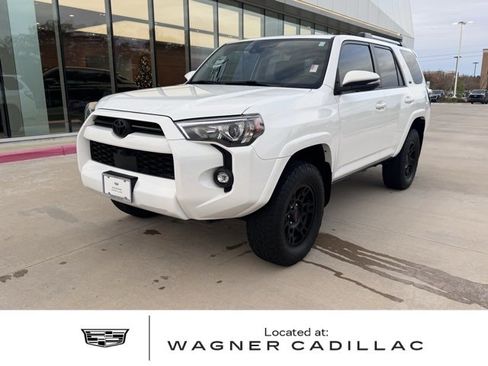 Used 2023 Toyota 4Runner SR5 Premium image 1