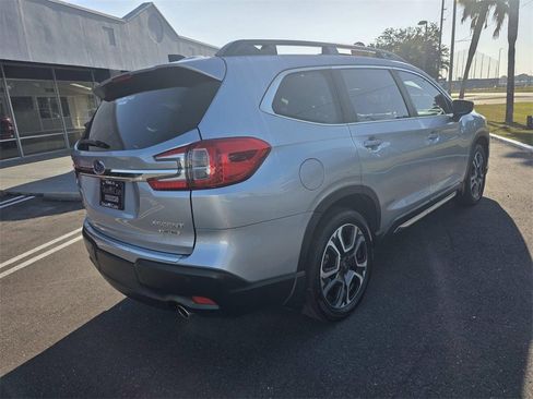 Used 2024 Subaru Ascent Limited w/ Technology Package image 3
