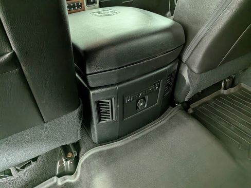 Used 2016 RAM 3500 Laramie w/ Cold Weather Group image 39