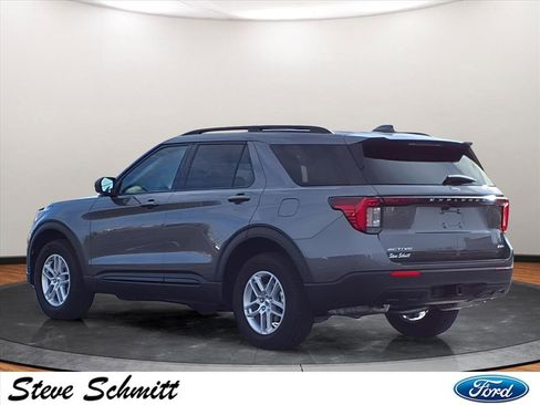 New 2026 Ford Explorer Active image 3