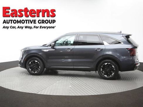 Used 2024 Kia Sorento S FWD image 63