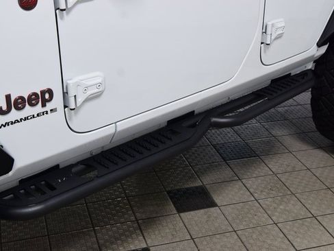 Used 2024 Jeep Wrangler Unlimited Rubicon image 29