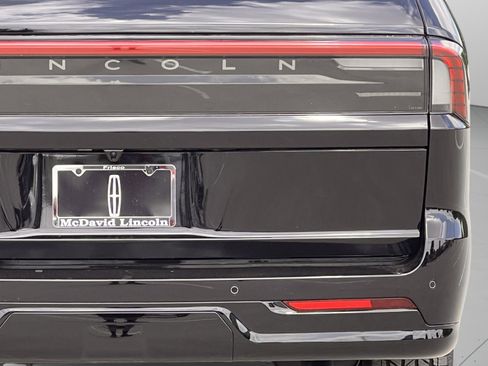 New 2026 Lincoln Navigator L Black Label AWD/4WD image 32