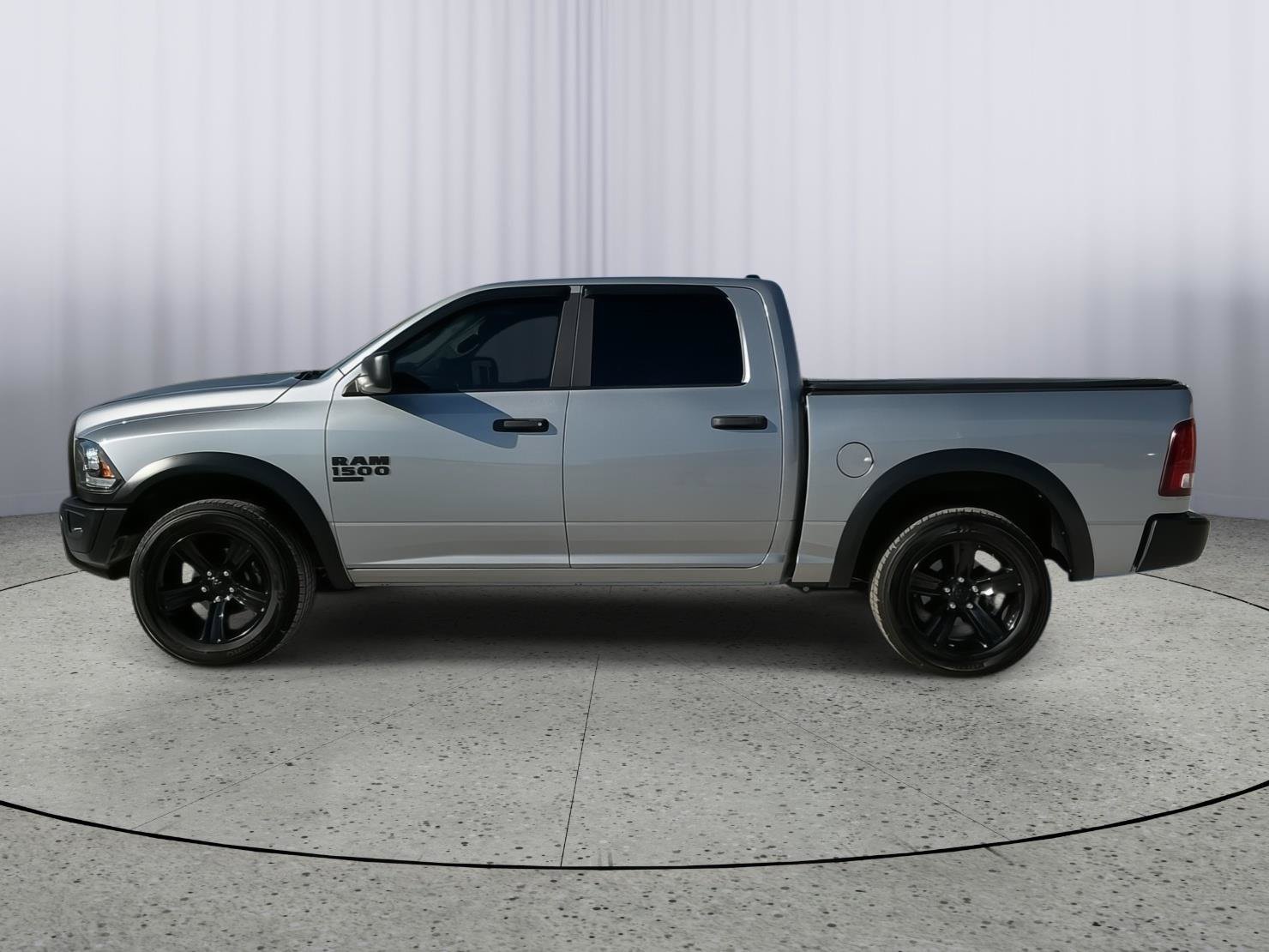 Used 2024 RAM 1500 Warlock AWD/4WD image 2