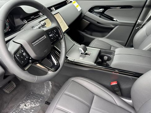 New 2026 Land Rover Range Rover Evoque S AWD/4WD image 9