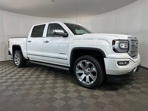 Used 2018 GMC Sierra 1500 Denali w/ Denali Ultimate Package image 8