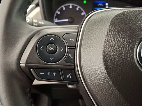 Certified 2024 Toyota Corolla Cross LE AWD/4WD image 9
