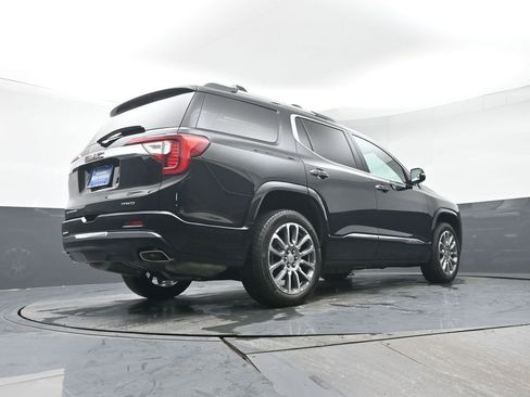 Used 2023 GMC Acadia Denali w/ Denali Technology Package image 39