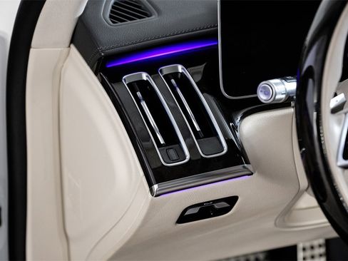 Used 2023 Mercedes-Benz S 500 S 500 image 26