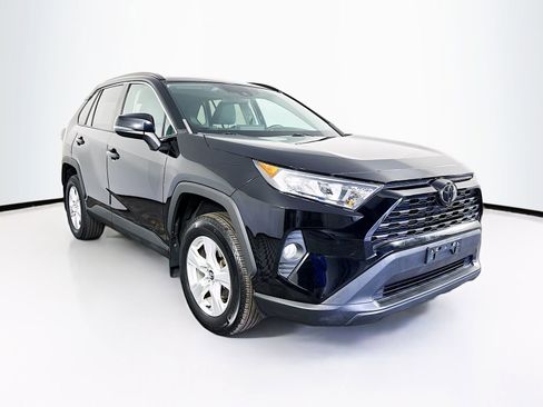 Used 2021 Toyota RAV4 XLE w/ Convenience Package AWD/4WD image 30