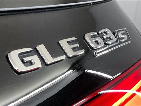 Used 2024 Mercedes-Benz GLE 63 AMG S image 10
