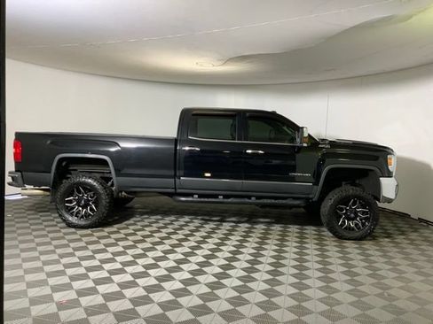 Used 2019 GMC Sierra 2500 SLT AWD/4WD image 4