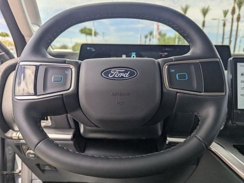 New 2026 Ford Expedition Platinum w/ Driver's Package AWD/4WD image 29