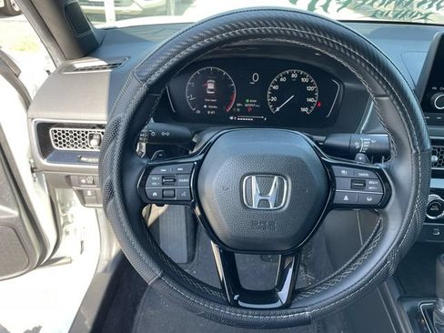 Used 2025 Honda Civic Sport image 11
