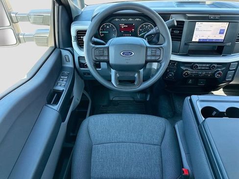 New 2026 Ford F350 XL w/ FX4 Off-Road Package image 15