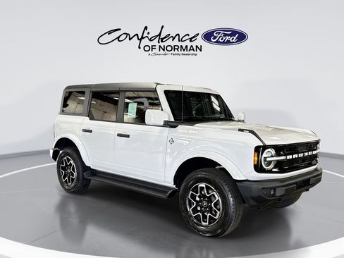 New 2026 Ford Bronco Outer Banks AWD/4WD image 11