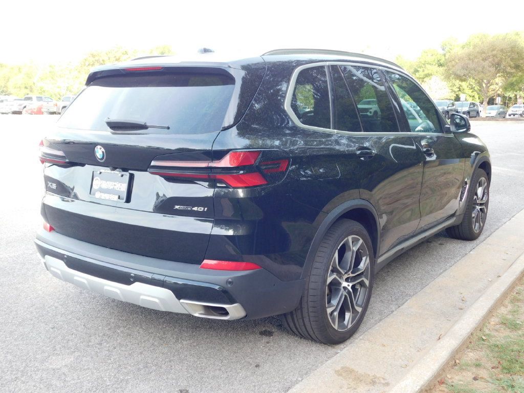 Used 2025 BMW X5 xDrive40i w/ Premium Package AWD/4WD image 4