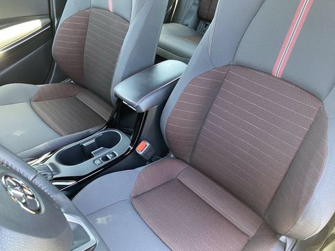 Certified 2024 Toyota Corolla SE FWD image 24